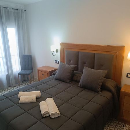 Al-Qazeres Suites Касерес Екстер'єр фото
