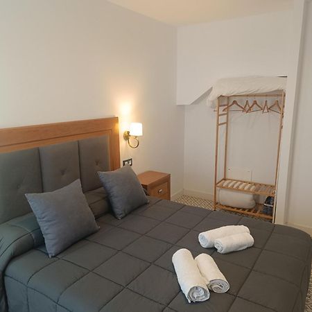 Al-Qazeres Suites Касерес Екстер'єр фото