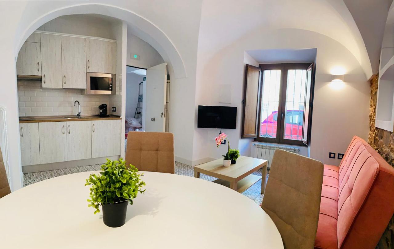Al-Qazeres Suites Касерес Екстер'єр фото